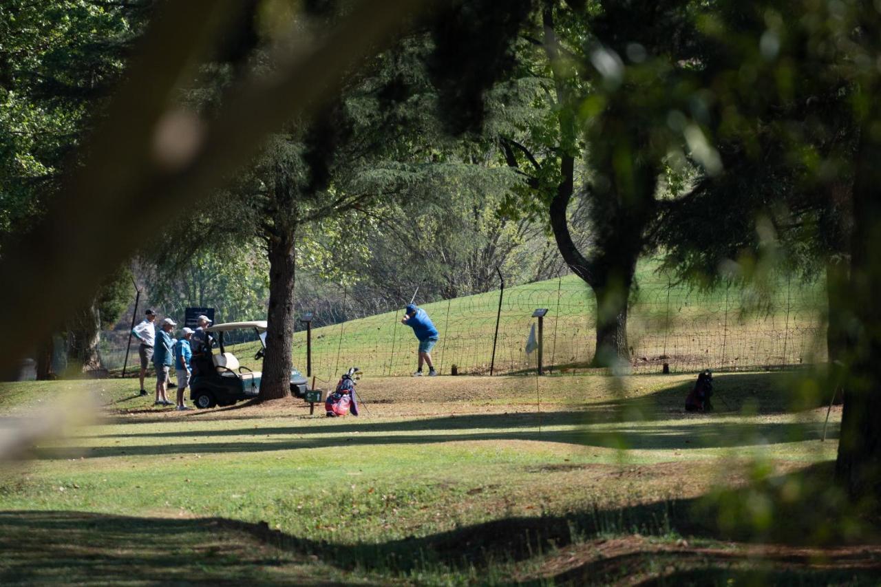 Gooderson Monks Cowl Golf Resort Champagne Valley Extérieur photo