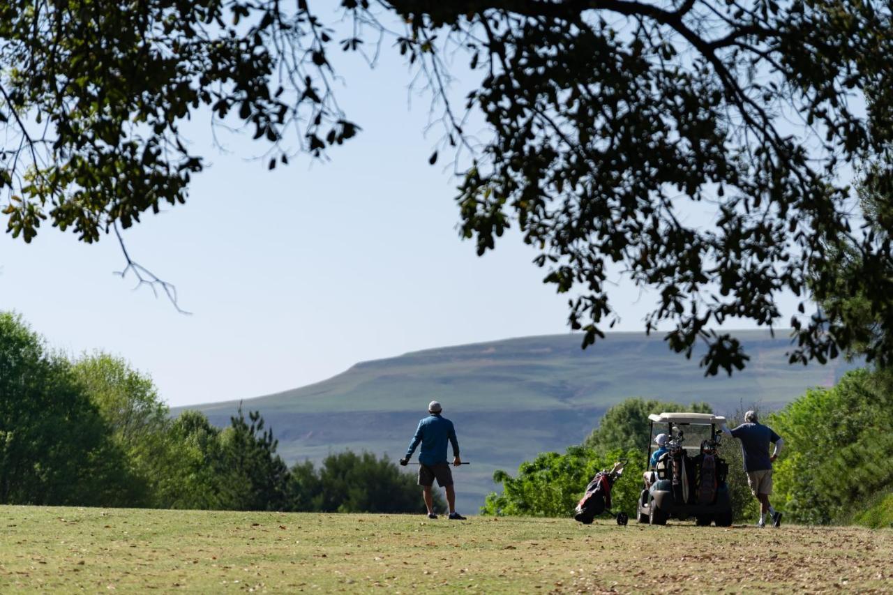 Gooderson Monks Cowl Golf Resort Champagne Valley Extérieur photo